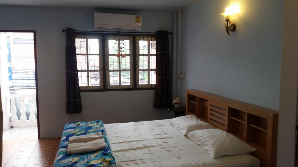 Phuket Blue Hostel Room photo