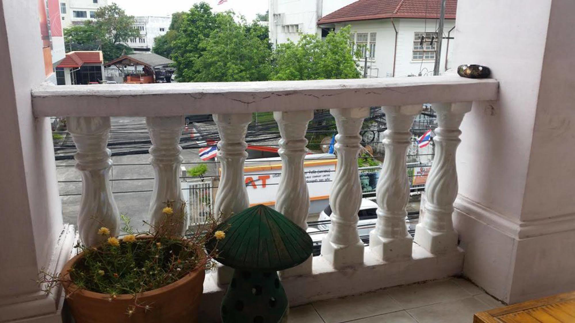 Phuket Blue Hostel Exterior photo